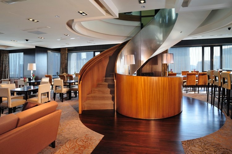 スカイラウンジ