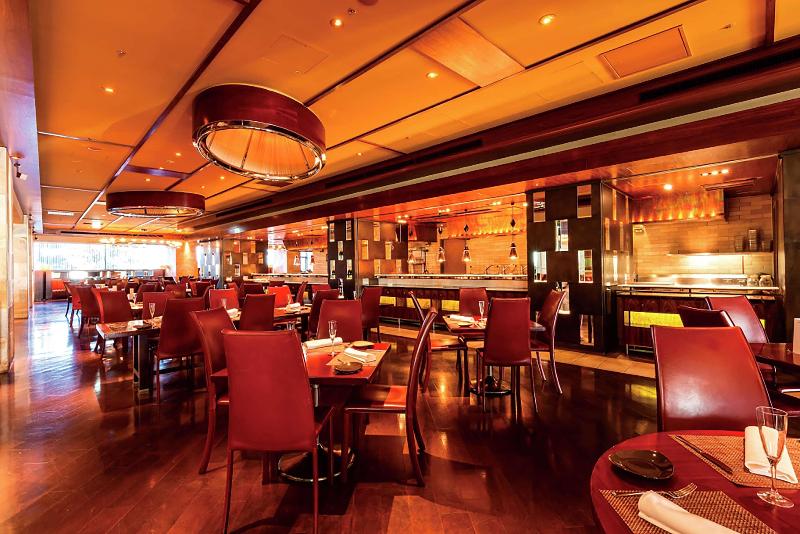 アチェンド （グリル＆イタリアン）