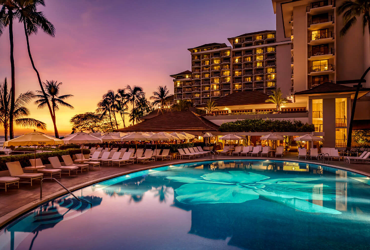 ハワイ語で「天国にふさわしい館」と言われる名門ホテル