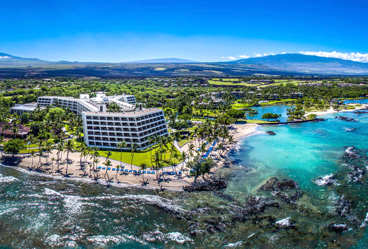 ５つの山々に囲まれた聖なる地