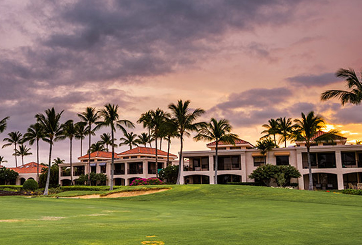 ゴルフコースとホテル