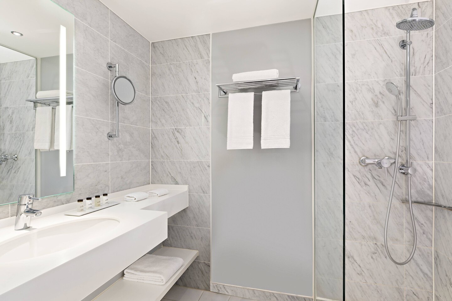 バスルーム一例