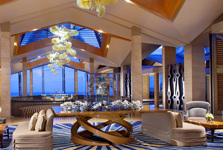 ムリアリゾート豪華な広いロビー