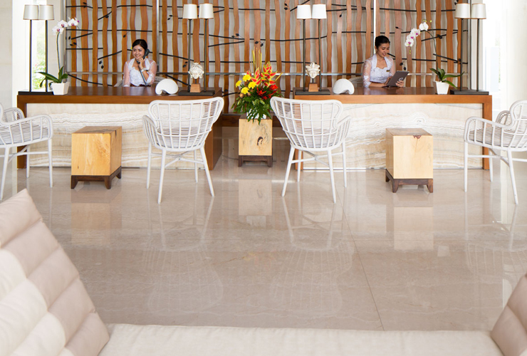 フランクな雰囲気の爽やかなロビー