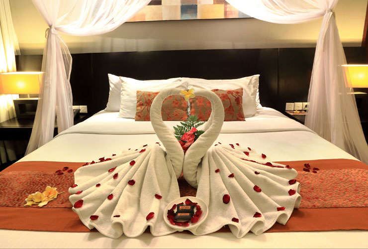 ベッドのハネムーンセットアップ