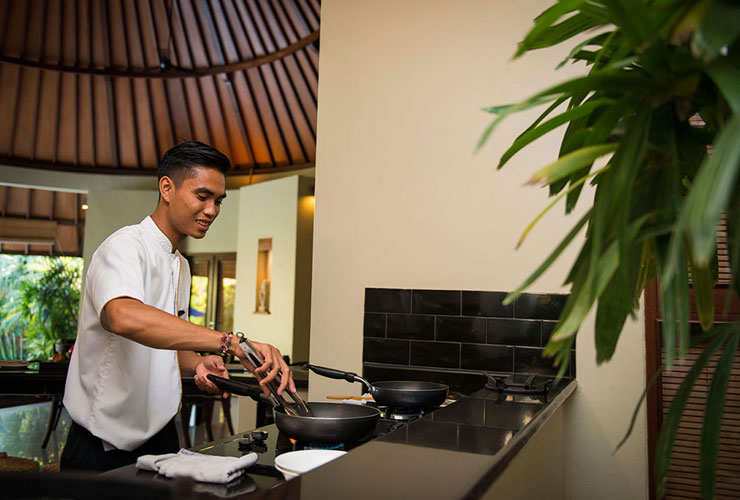 朝食はヴィラ内で作ってくれる