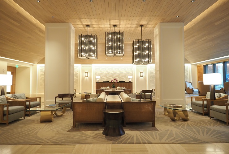ロビーラウンジは高級感あるテイスト