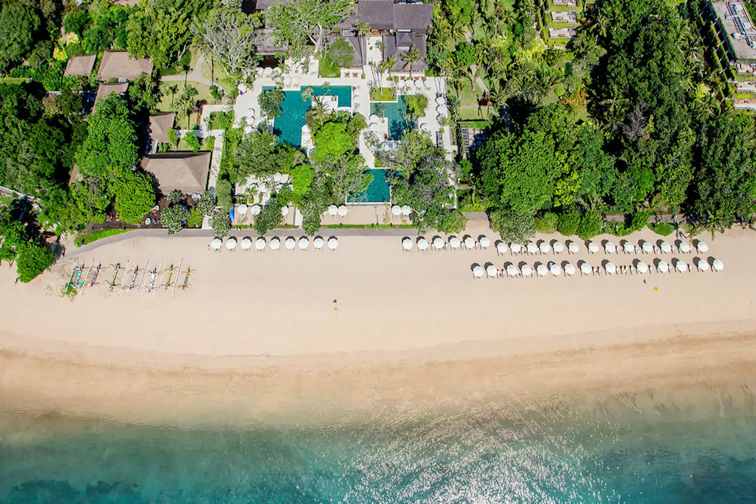 オーシャンフロントホテル