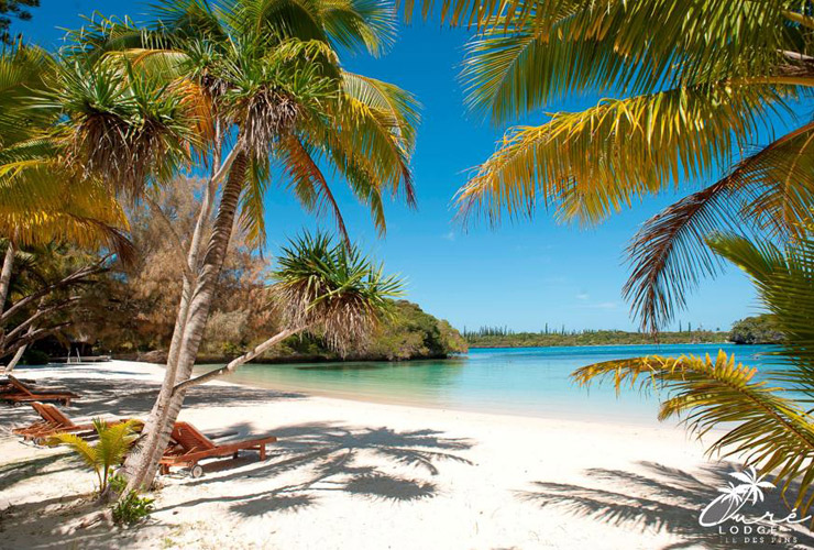 透き通るような青い海