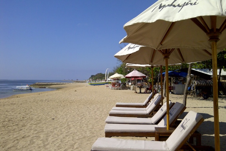 目の前はビーチ