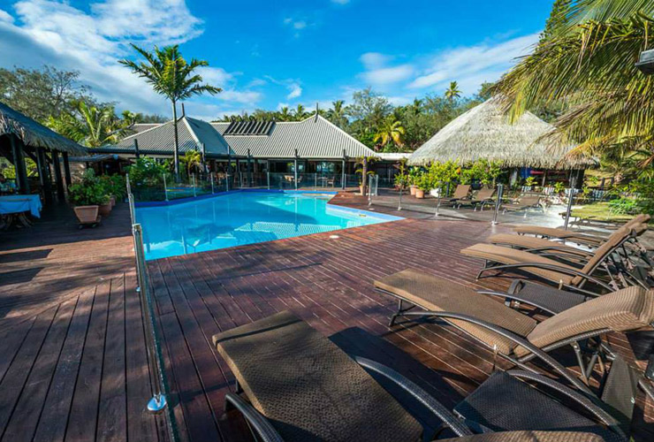 リゾート内のプールでのんびり