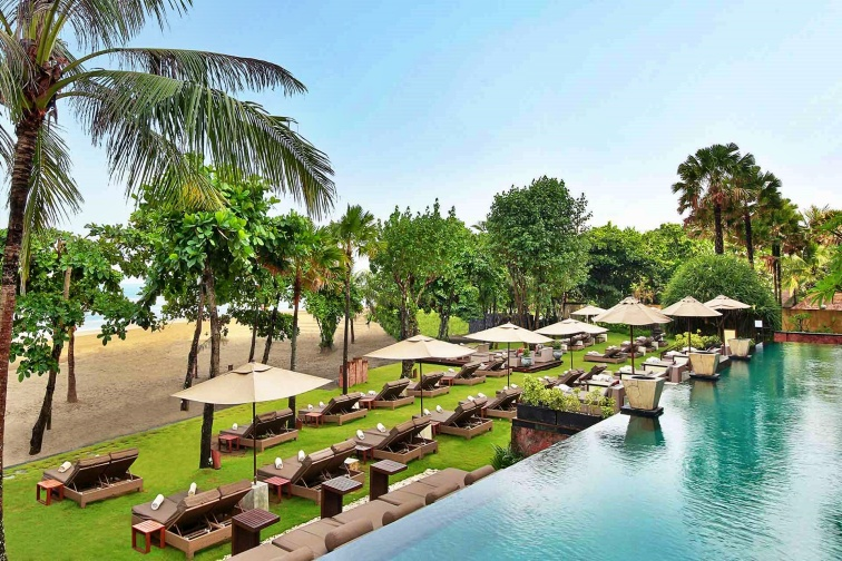 インフィニティープール