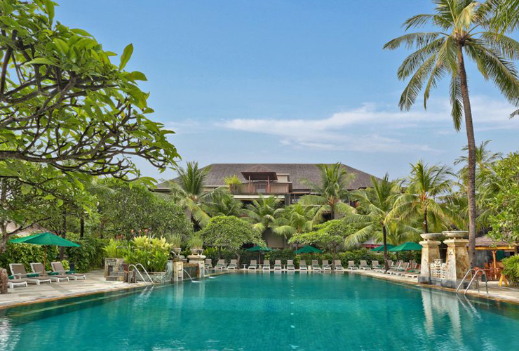 フランジパニプール