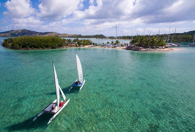 世界中のヨット乗りが集うマリーナ