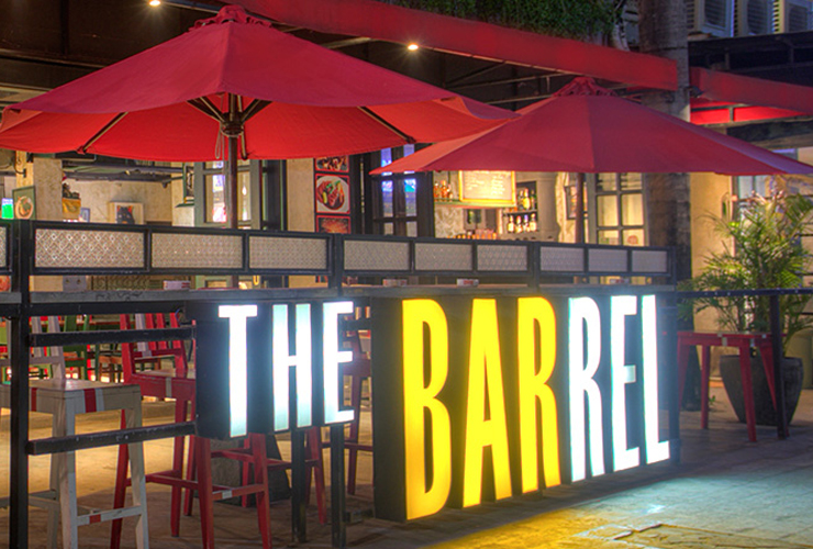 カジュアルなレストラン