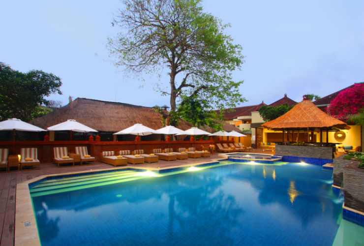 アラム クルクル ブティック リゾート　メインプール