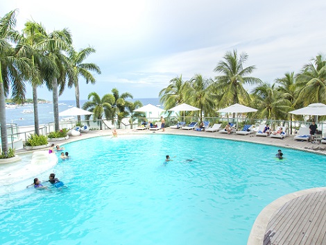 モーベンピック　プール