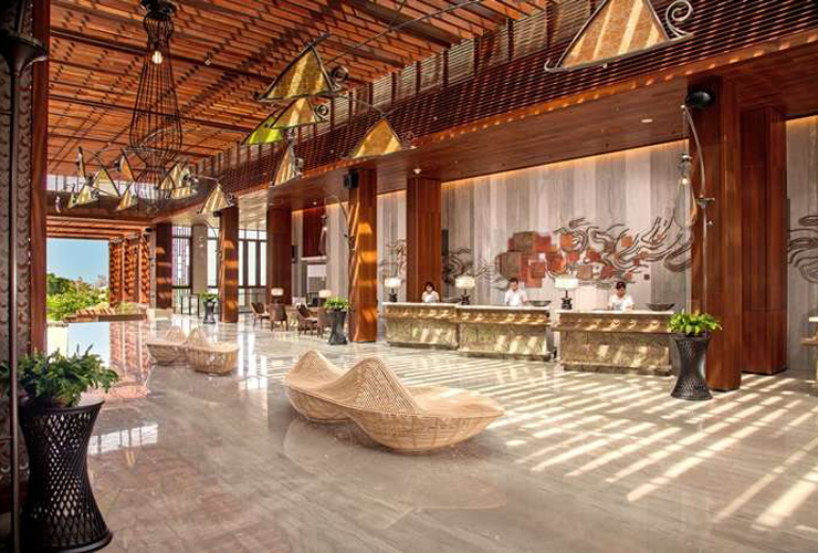 美しいインテリアのロビー