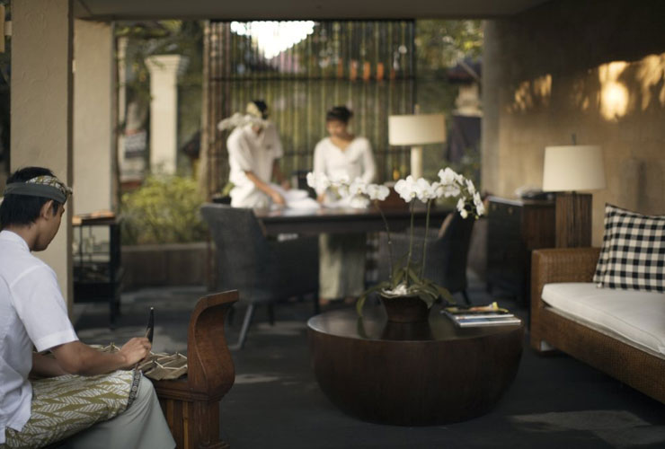 リゾートのロビー