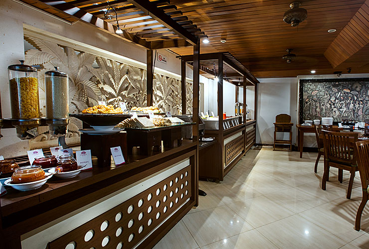 パドマレストランでの朝食風景