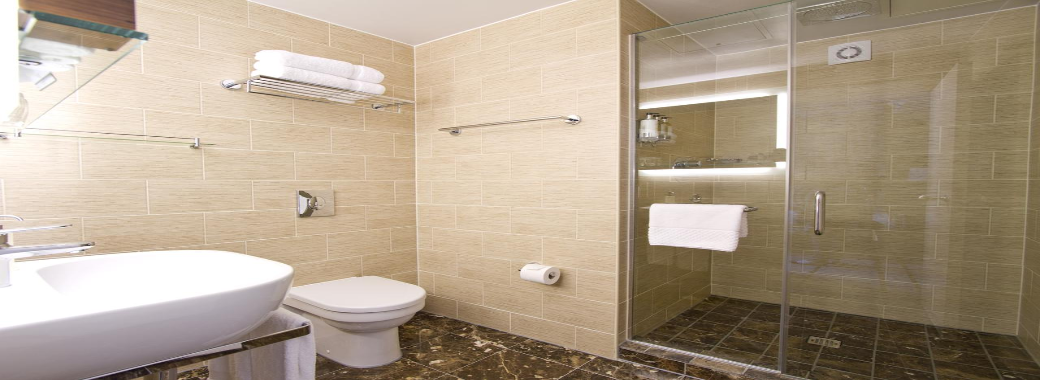 洗練されたバスルーム