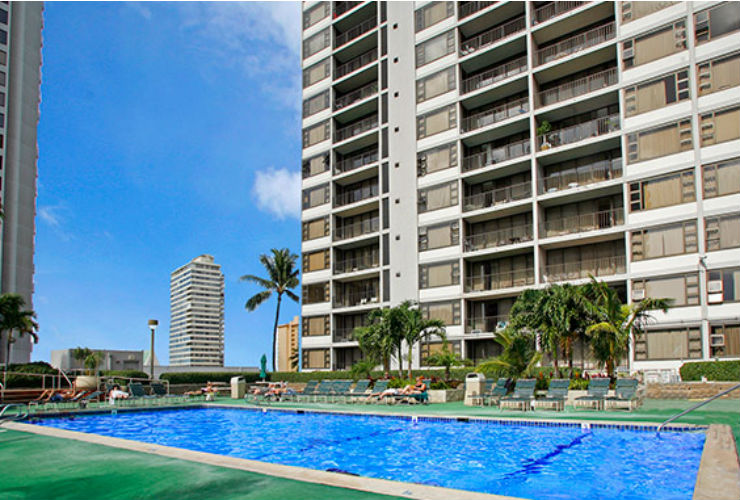 眺めが良く気持ちの良いプール