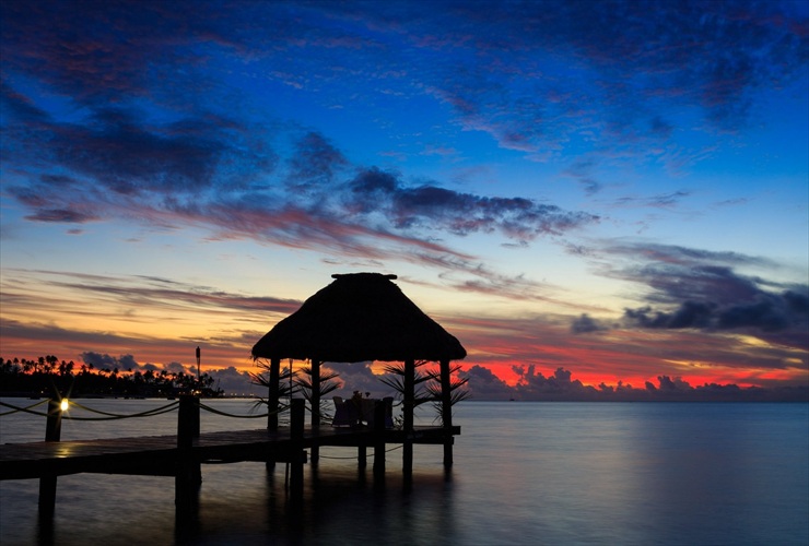 サンセットの美しい海辺