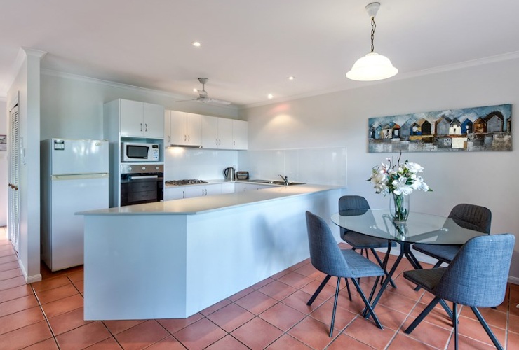 設備の整ったキッチンで自炊も楽々