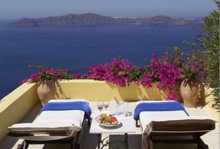 お部屋のテラスで優雅なひとときを。