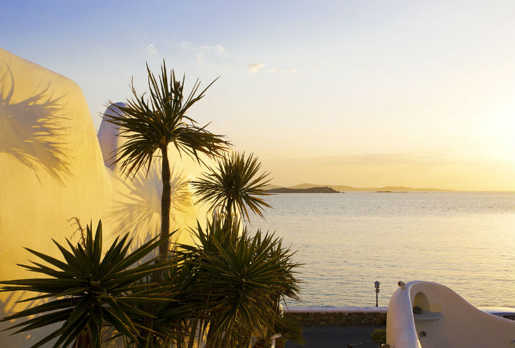 ミコノス島の夕日もきれいです。