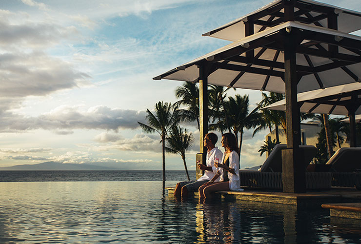 海と一帯になるインフィニティープール