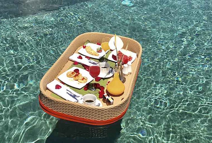 フローティングブレックファスト