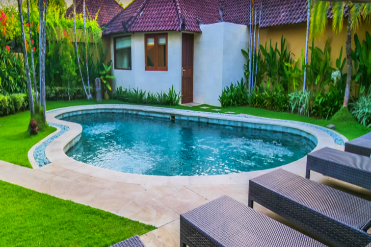 お部屋のプール