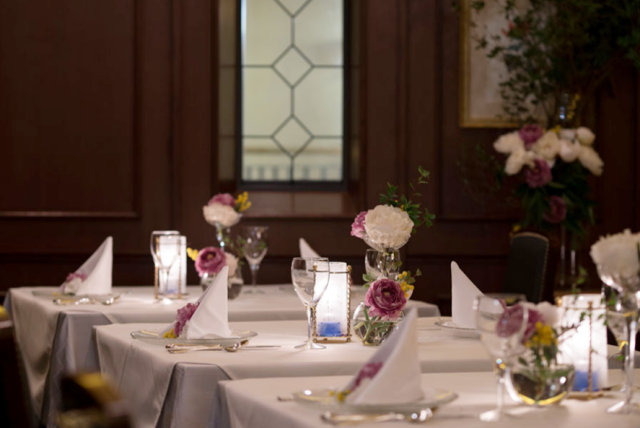 大正モダンをテーマとした店内