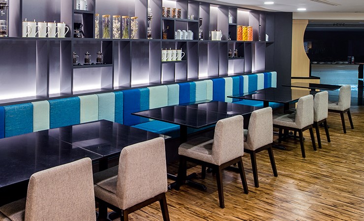 レストラン内観