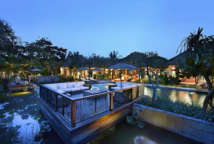 ライトアップが美しい夜景