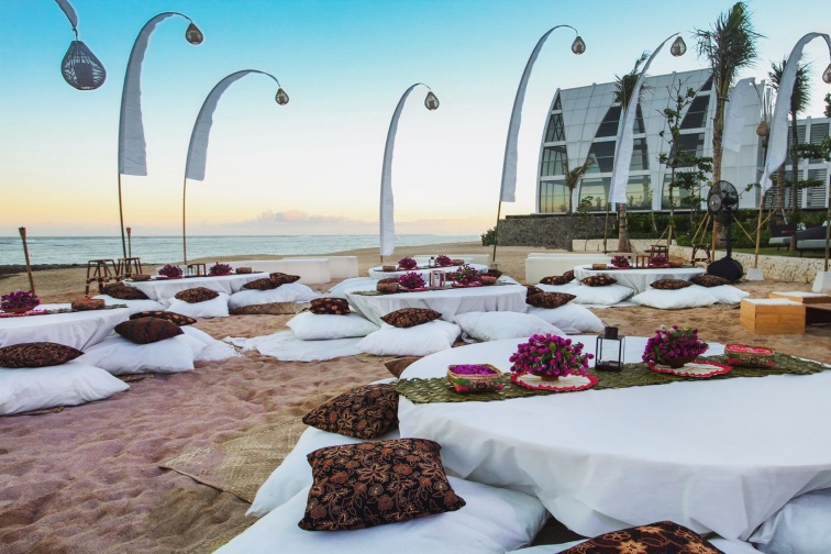 ビーチリゾートならではのお食事