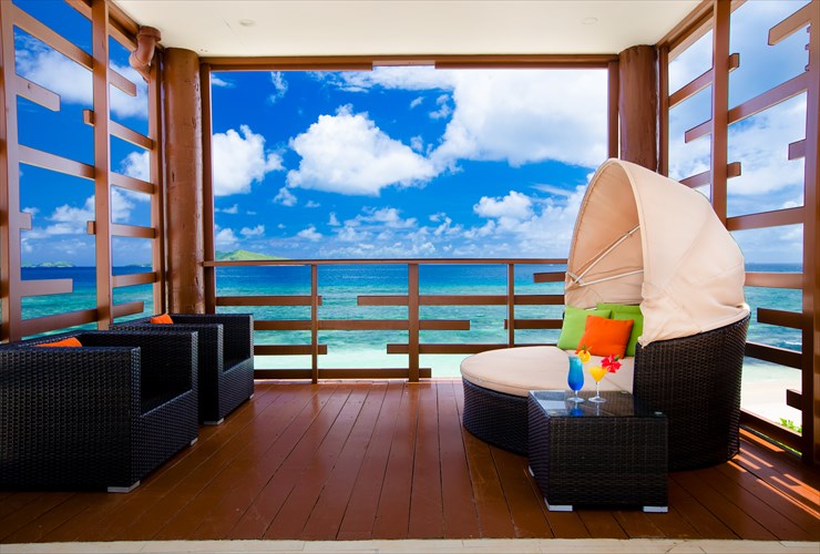 カクテルを飲みながらくつろげる