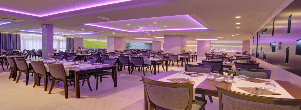 朝食ビュッフェ会場