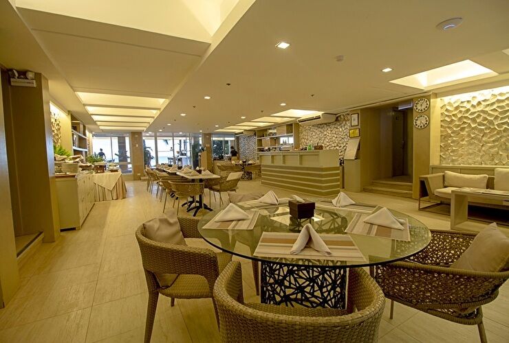 エスタシオウーノ ダイニング