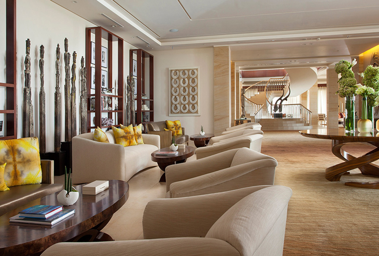 リビングルームにて朝食やリラックスタイム