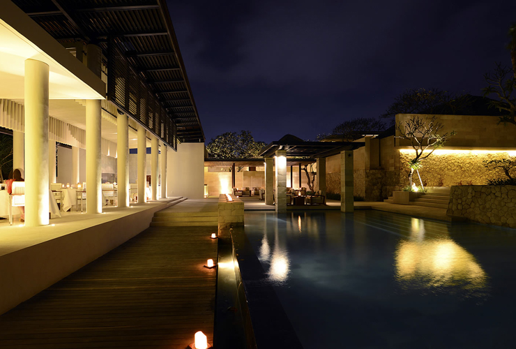 夜のライトアップ