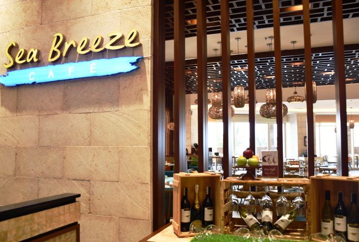 デュシタニ マクタン セブ レストラン