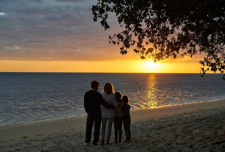 ビーチでのサンセット風景