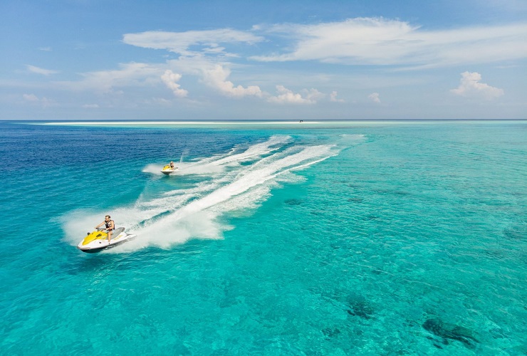 ジェットスキーなどアクティビティも豊富