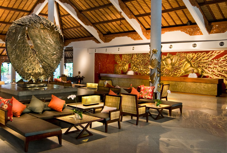 オープンスタイルのロビー