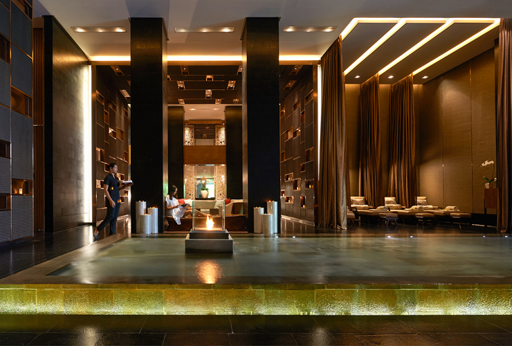 ゴージャスなインテリアのソースパ