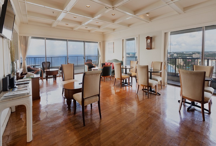 「エグゼクティブ・ラウンジ」