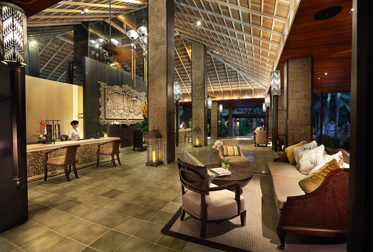 アジアリゾートらしいロビー