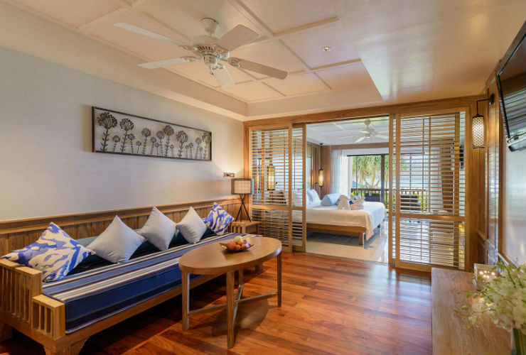 木のあたたかみのあるお部屋